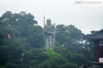 金鸡山公园佛像