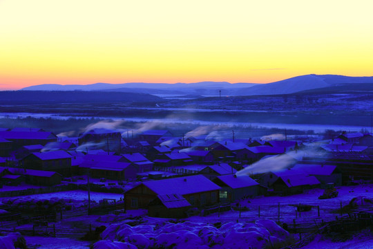 村庄雪景