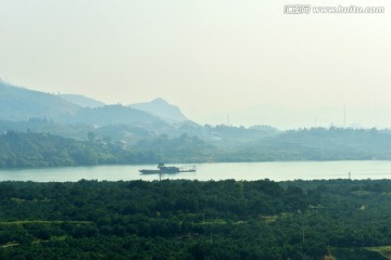 河流山川