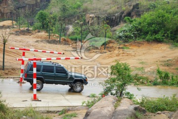 山地越野车