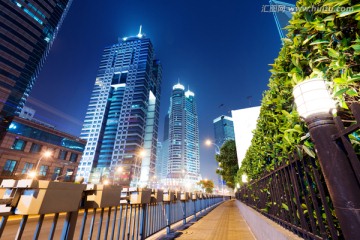 上海陆家嘴金融区夜景