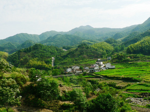 安徽大别山风光 山村