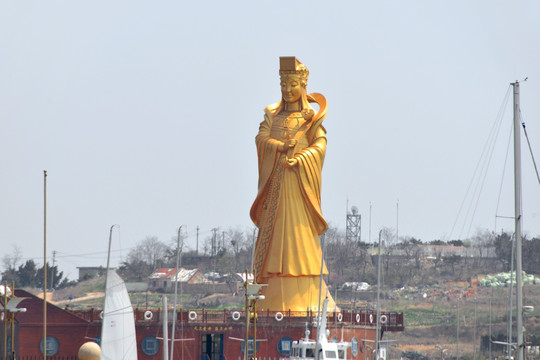 青岛银海大世界 巨型妈祖塑像