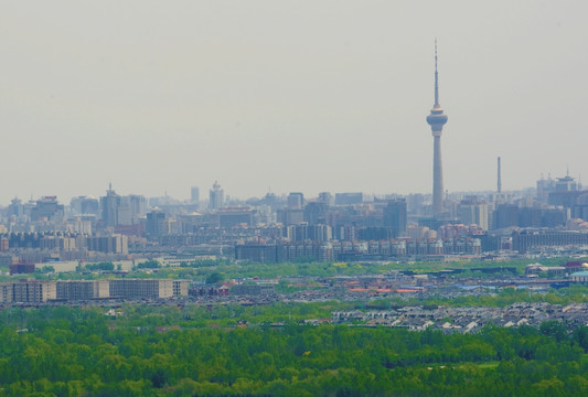 西山眺望北京城