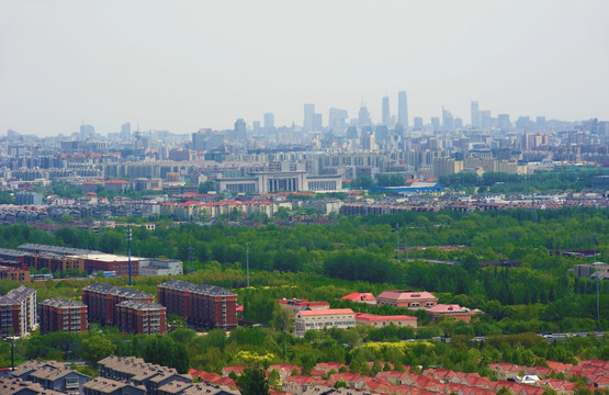 西山眺望北京城