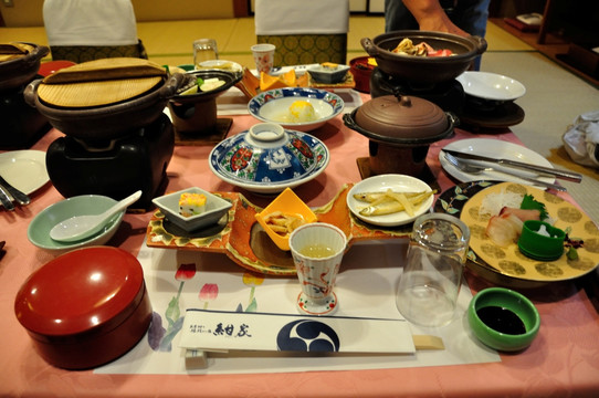 餐饮