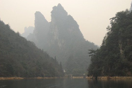 张家界景区宝峰湖