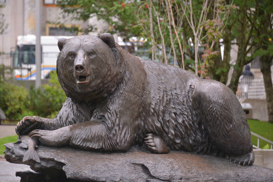 黑熊雕像