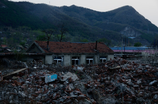 辽宁本溪采煤沉陷区牛心台