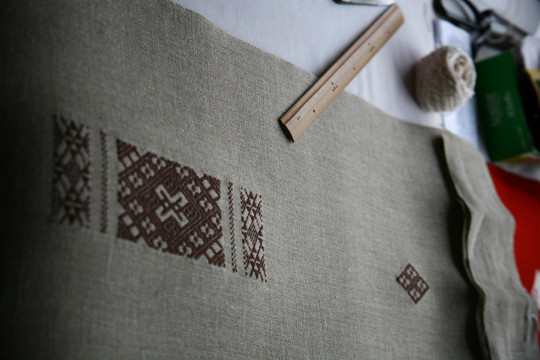 弘前刺绣研究所绣织 刺布制作品
