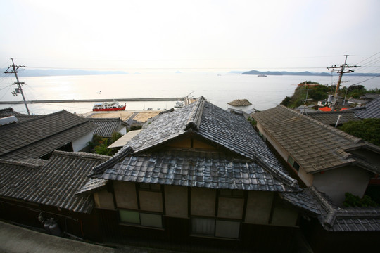 日式房屋屋顶