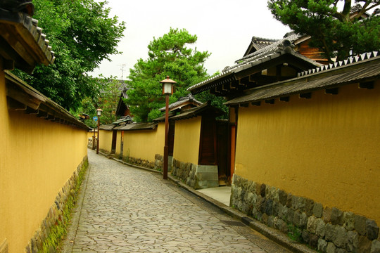 宅邸遺跡