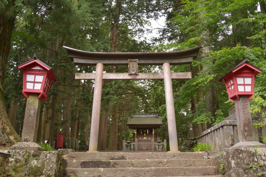 士间神社