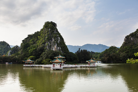 肇庆七星岩风光 五龙亭