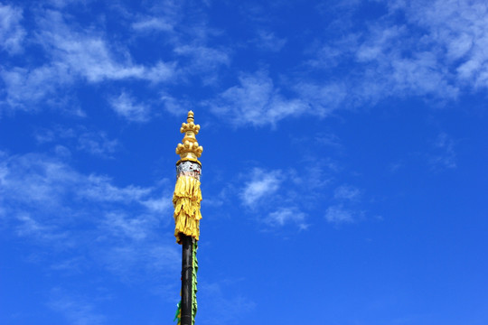 阿坝各莫寺经幡柱