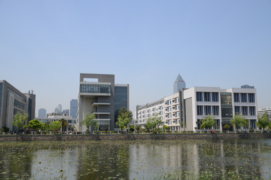 南通大学