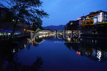 凤凰古城夜景