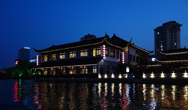 濠河夜景