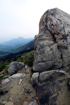 泰山顶石山