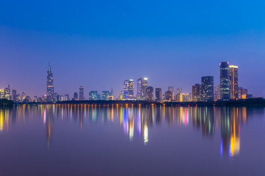 南京紫峰大厦夜景