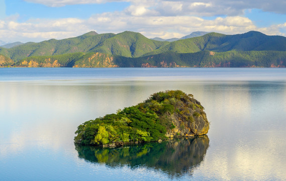 泸沽湖