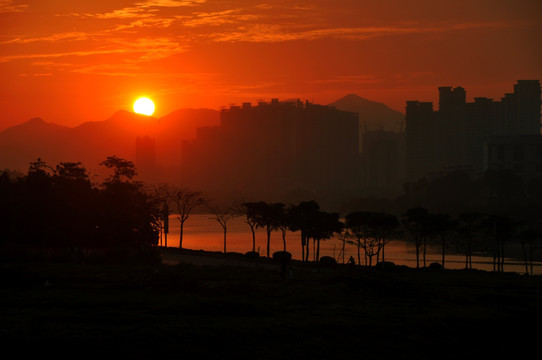 城市夕阳景观