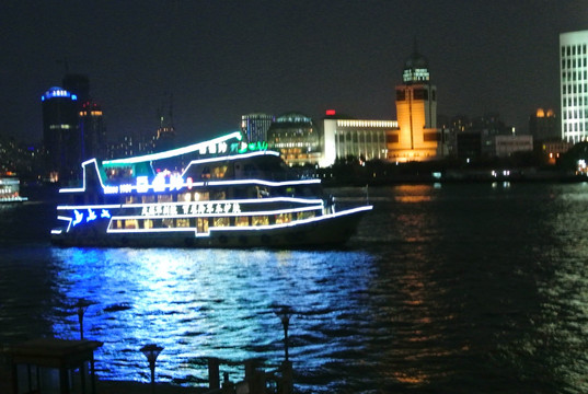 黄浦江夜景游船