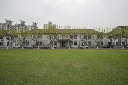 复旦大学