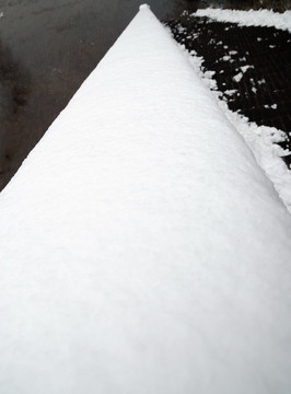 雪地厚雪