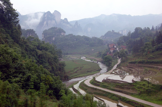 喀斯特地貌风光