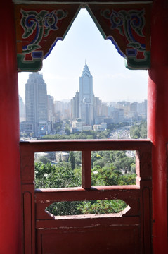 红山公园上看乌鲁木齐市景