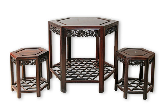 古典雕花桌凳