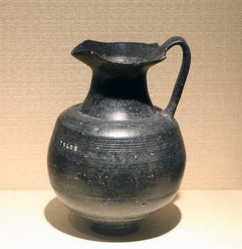 古代舀酒罐