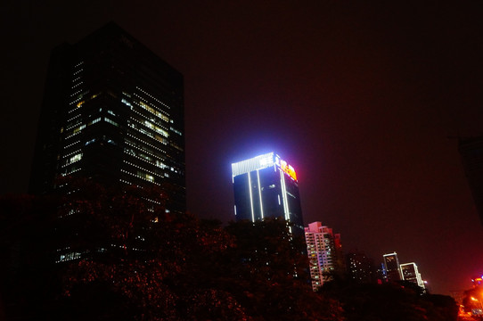 深圳深南大道及建筑物夜晚景观