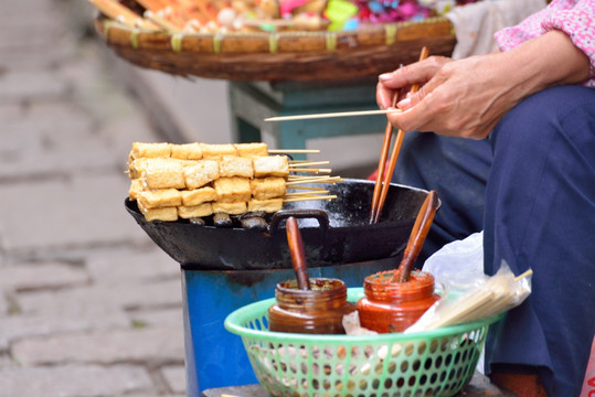 街头小吃臭豆腐