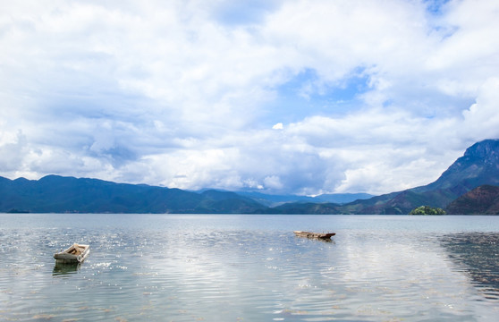 泸沽湖