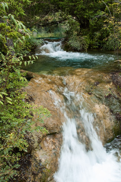 九寨沟山泉水