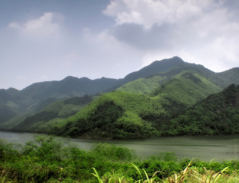 金华塔石乡青山绿水全景