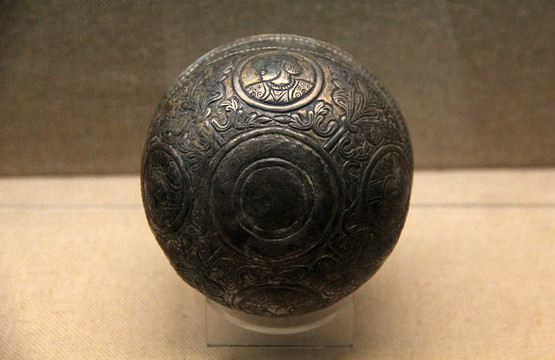 古董铜球
