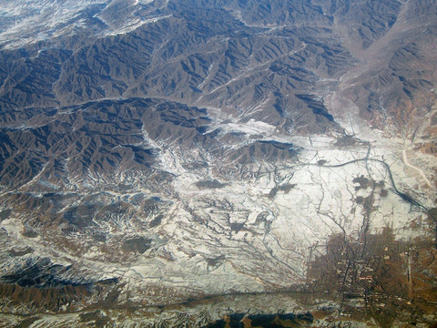 黄土高坡雪景航拍