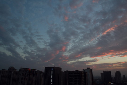 落日 天空 火烧云 奇观