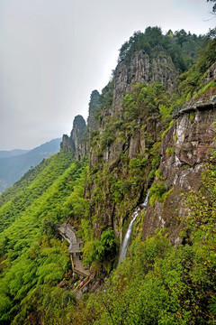 遂昌南尖岩悬崖峭壁全景