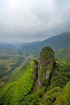 遂昌南尖岩天柱峰