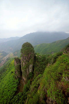 遂昌南尖岩天柱峰