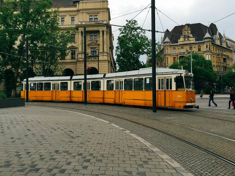 匈牙利街路建筑 电车