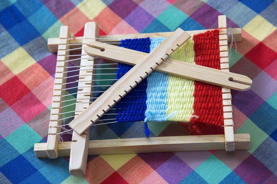 玩具织布机小制作