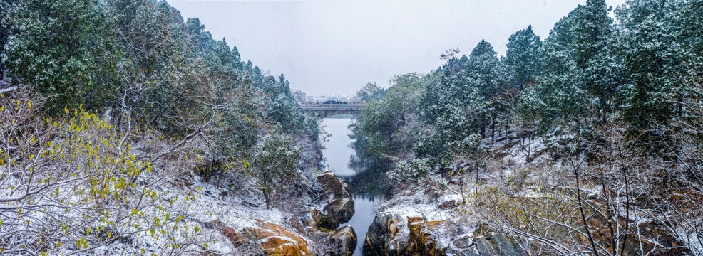 黑龙潭雪景