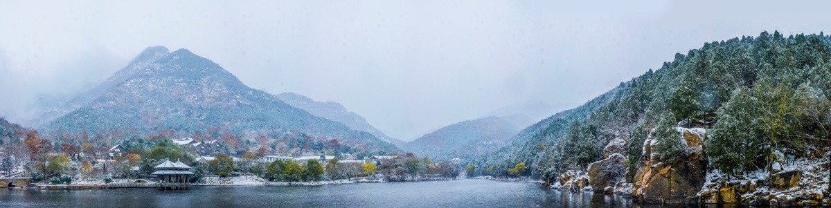 泰山黑龙潭水库雪景