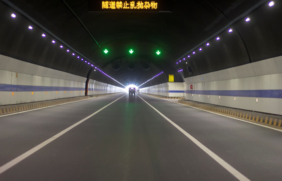 公路 涵洞 隧道