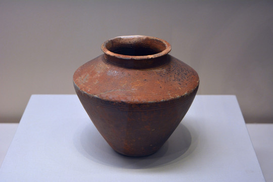 商朝原始瓷罐